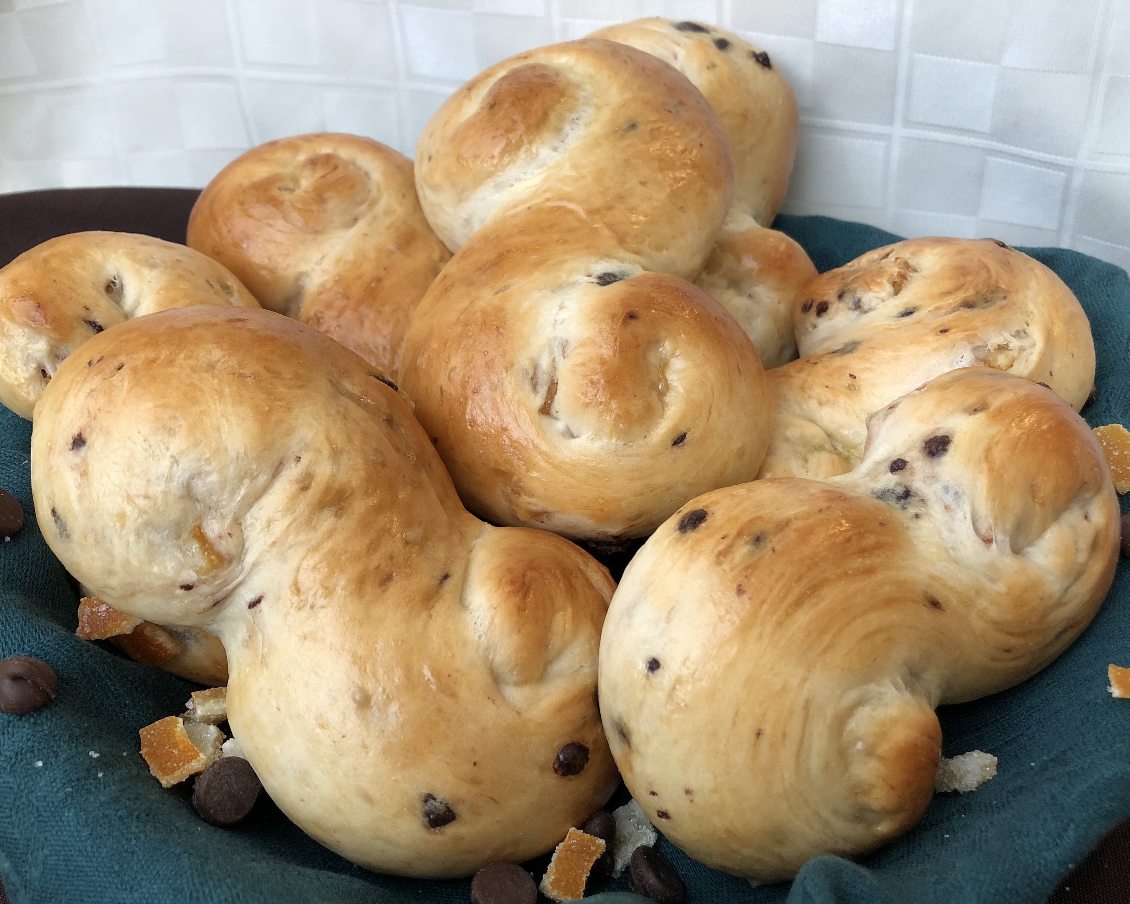 St. Lucy Buns, Sweet Orange Bread with a Fun Tradition